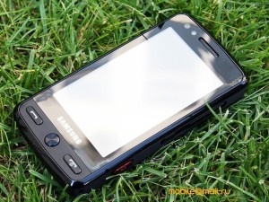 Samsungilta tulossa PIXON M8800 - kahdeksan megapikselin kamerapuhelin