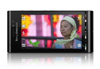 Sony Ericsson virallisti Satio-huippupuhelimen