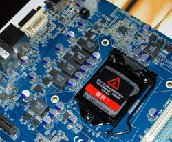 Se billeder af ZOTAC' mini-ATX bundkort ZT-H67D3