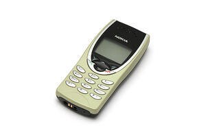 Nokia 8210