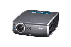 Canon XEED X700