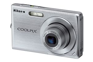 Nikon COOLPIX S200