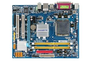 Gigabyte GA-945GCM-S2L