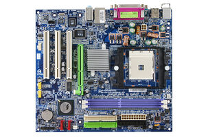 Gigabyte GA-K8VM800M-RH