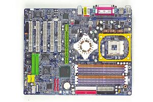 Gigabyte GA-8I875 Ultra