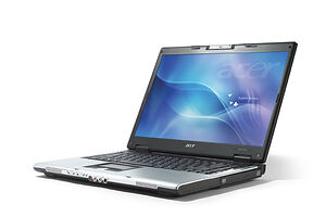 Acer Aspire 5633WLMi (T5500 / 120 GB / 1280x800 / 1024MB / Intel GMA 950)